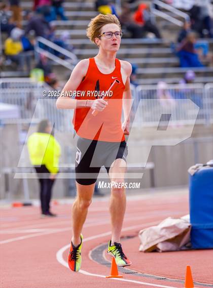 Thumbnail 2 in Huskie Twilight (Relays) photogallery.