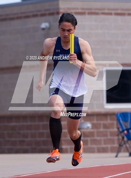 Thumbnail 3 in Huskie Twilight (Relays) photogallery.
