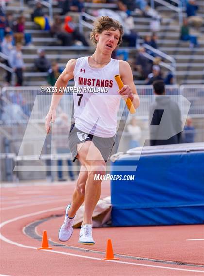 Thumbnail 1 in Huskie Twilight (Relays) photogallery.