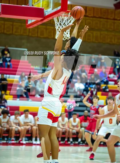 Thumbnail 3 in Christian @ Cathedral Catholic photogallery.