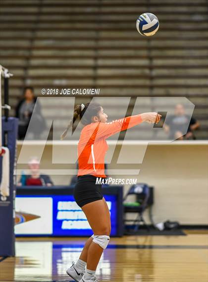 Thumbnail 1 in Burbank vs Lanier [Sidney] photogallery.