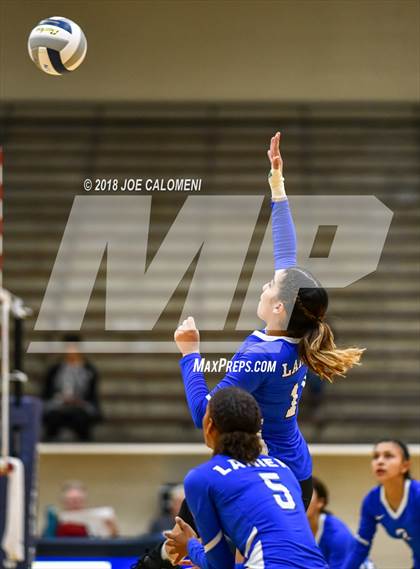 Thumbnail 2 in Burbank vs Lanier [Sidney] photogallery.