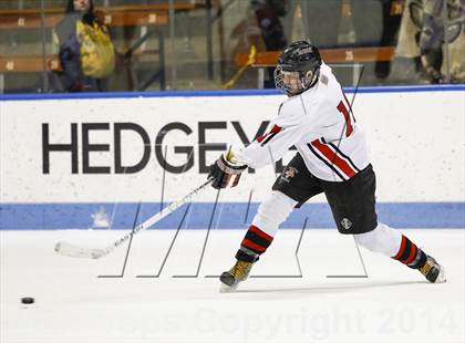 Thumbnail 2 in Masuk vs. Smith/Tolland/Windham (CIAC Division III Semifinal) photogallery.