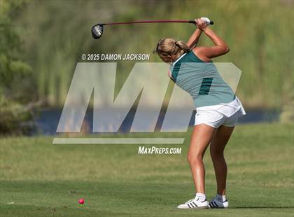 Thumbnail 3 in Virgin Valley vs Moapa Valley vs Boulder City vs Pahrump Valley, vs The Meadows School, vs Coral Academy of Science (Match 5 @ Casablanca) photogallery.