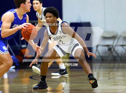 Thumbnail 2 in Santa Margarita vs. St. John Bosco photogallery.