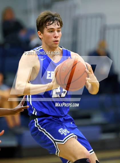 Thumbnail 3 in Santa Margarita vs. St. John Bosco photogallery.