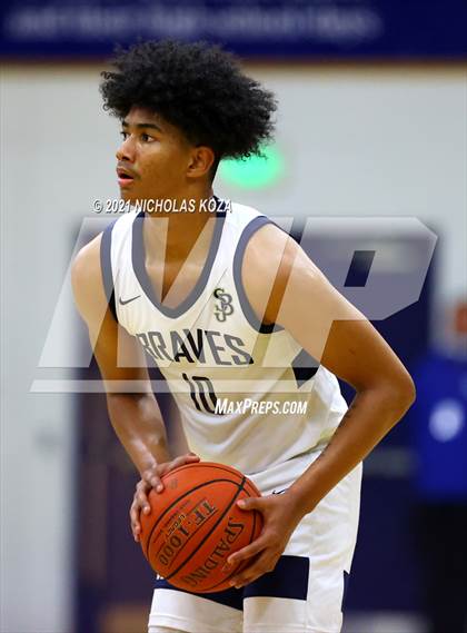 Thumbnail 2 in Santa Margarita vs. St. John Bosco photogallery.