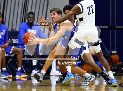 Thumbnail 2 in Santa Margarita vs. St. John Bosco photogallery.