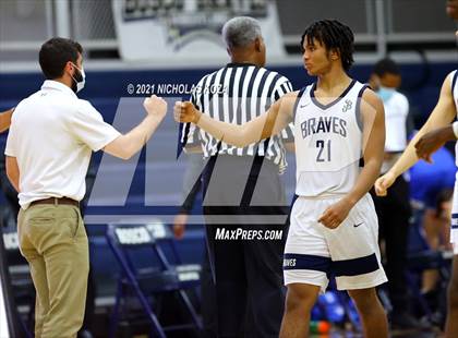 Thumbnail 2 in Santa Margarita vs. St. John Bosco photogallery.