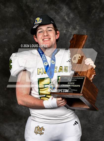 Thumbnail 2 in Moreau Catholic (CIF State DIV 7 AA Championship Trophy Award Photos) photogallery.
