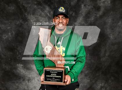 Thumbnail 1 in Moreau Catholic (CIF State DIV 7 AA Championship Trophy Award Photos) photogallery.