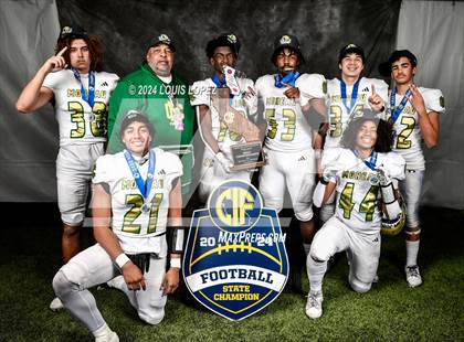 Thumbnail 2 in Moreau Catholic (CIF State DIV 7 AA Championship Trophy Award Photos) photogallery.