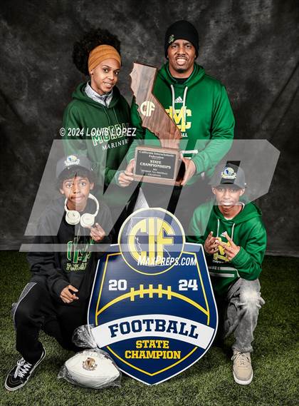 Thumbnail 1 in Moreau Catholic (CIF State DIV 7 AA Championship Trophy Award Photos) photogallery.