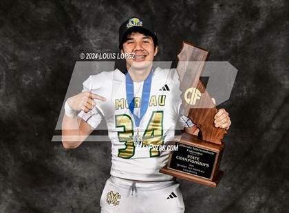 Thumbnail 3 in Moreau Catholic (CIF State DIV 7 AA Championship Trophy Award Photos) photogallery.