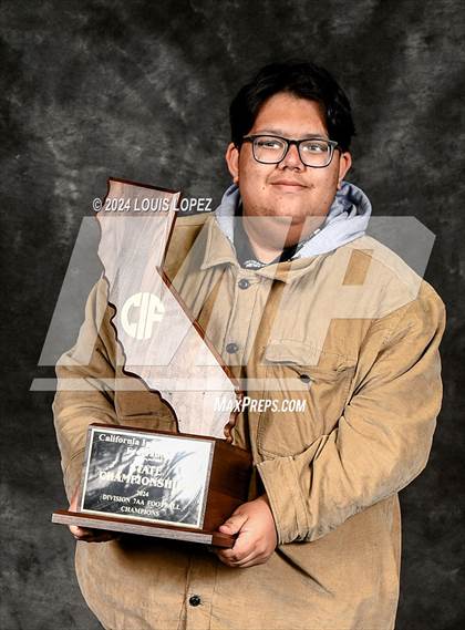 Thumbnail 1 in Moreau Catholic (CIF State DIV 7 AA Championship Trophy Award Photos) photogallery.