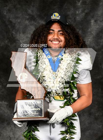 Thumbnail 3 in Moreau Catholic (CIF State DIV 7 AA Championship Trophy Award Photos) photogallery.