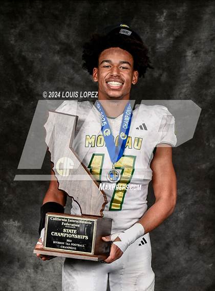 Thumbnail 1 in Moreau Catholic (CIF State DIV 7 AA Championship Trophy Award Photos) photogallery.