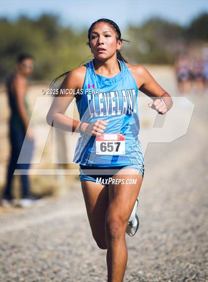 Thumbnail 3 in NMAA District 1-5A Cross Country Meet photogallery.