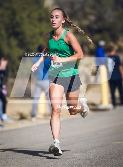 Thumbnail 2 in NMAA District 1-5A Cross Country Meet photogallery.
