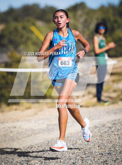 Thumbnail 2 in NMAA District 1-5A Cross Country Meet photogallery.