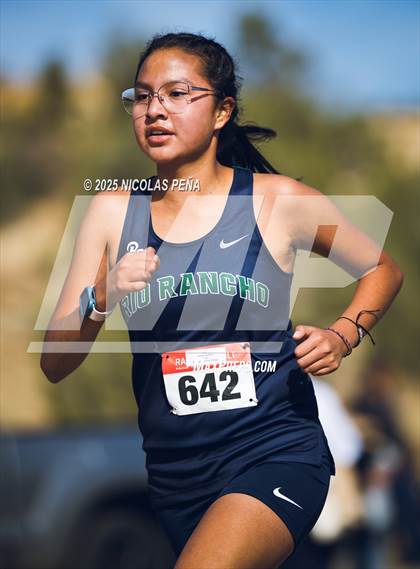 Thumbnail 1 in NMAA District 1-5A Cross Country Meet photogallery.