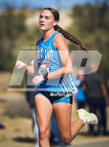 Thumbnail 3 in NMAA District 1-5A Cross Country Meet photogallery.