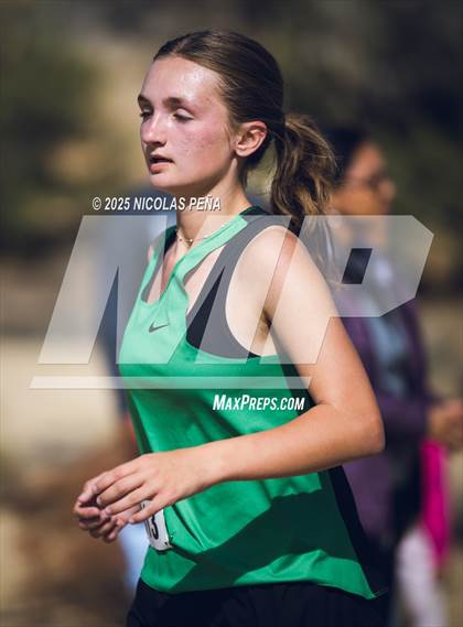 Thumbnail 1 in NMAA District 1-5A Cross Country Meet photogallery.