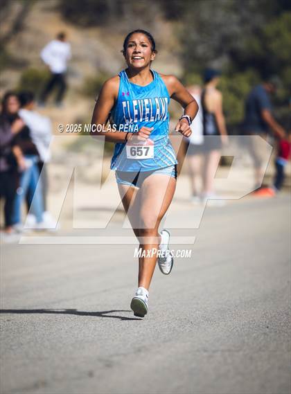 Thumbnail 3 in NMAA District 1-5A Cross Country Meet photogallery.