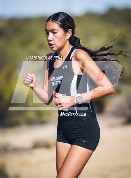Thumbnail 1 in NMAA District 1-5A Cross Country Meet photogallery.
