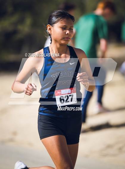 Thumbnail 2 in NMAA District 1-5A Cross Country Meet photogallery.