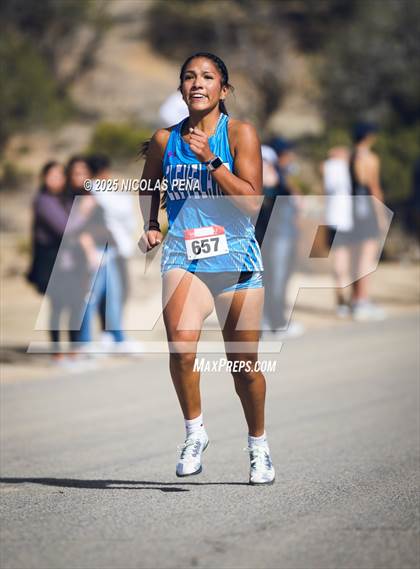 Thumbnail 1 in NMAA District 1-5A Cross Country Meet photogallery.