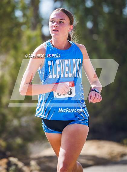 Thumbnail 1 in NMAA District 1-5A Cross Country Meet photogallery.