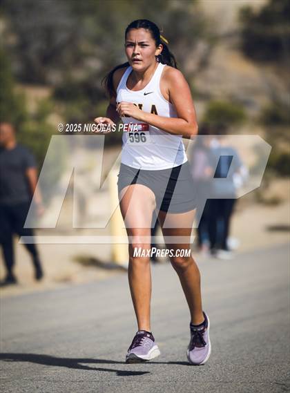 Thumbnail 3 in NMAA District 1-5A Cross Country Meet photogallery.
