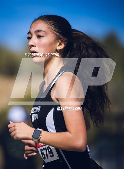 Thumbnail 3 in NMAA District 1-5A Cross Country Meet photogallery.