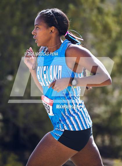 Thumbnail 1 in NMAA District 1-5A Cross Country Meet photogallery.