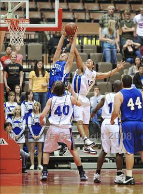 Thumbnail 2 in Immanuel vs. Bakersfield Christian (CIF CS D5 Final) photogallery.