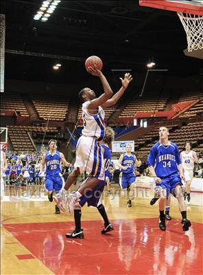Thumbnail 2 in Immanuel vs. Bakersfield Christian (CIF CS D5 Final) photogallery.
