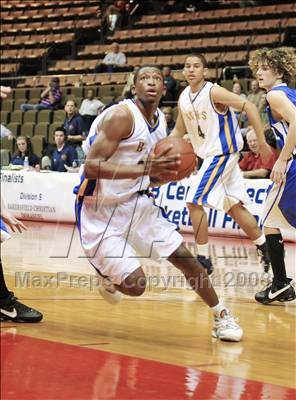 Thumbnail 2 in Immanuel vs. Bakersfield Christian (CIF CS D5 Final) photogallery.