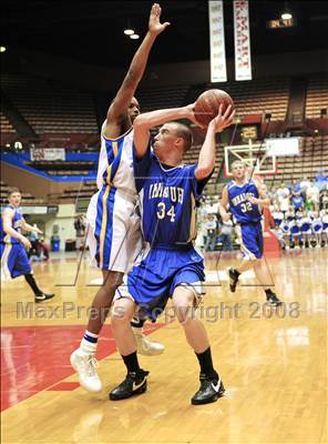 Thumbnail 3 in Immanuel vs. Bakersfield Christian (CIF CS D5 Final) photogallery.