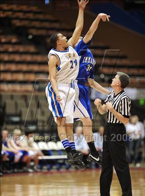 Thumbnail 1 in Immanuel vs. Bakersfield Christian (CIF CS D5 Final) photogallery.