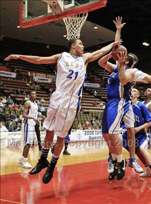 Thumbnail 2 in Immanuel vs. Bakersfield Christian (CIF CS D5 Final) photogallery.