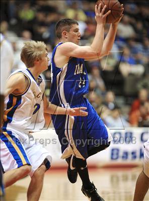 Thumbnail 3 in Immanuel vs. Bakersfield Christian (CIF CS D5 Final) photogallery.