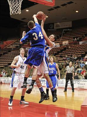 Thumbnail 1 in Immanuel vs. Bakersfield Christian (CIF CS D5 Final) photogallery.