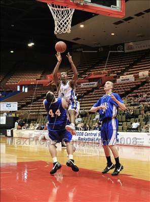 Thumbnail 1 in Immanuel vs. Bakersfield Christian (CIF CS D5 Final) photogallery.