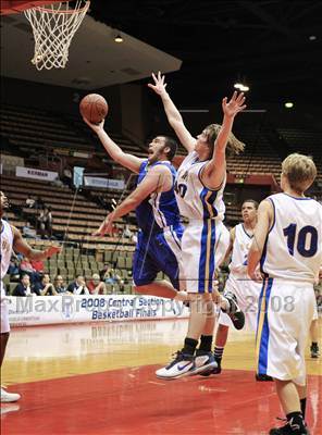 Thumbnail 2 in Immanuel vs. Bakersfield Christian (CIF CS D5 Final) photogallery.