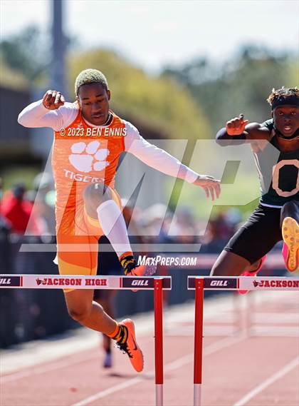 Thumbnail 2 in James Rollerson Memorial Relays (Hurdles) photogallery.
