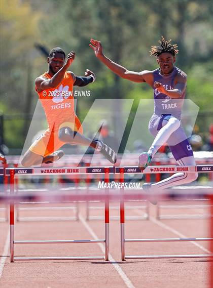 Thumbnail 2 in James Rollerson Memorial Relays (Hurdles) photogallery.