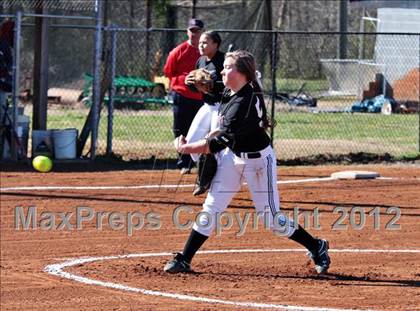 Thumbnail 3 in Fulton @ South-Doyle photogallery.