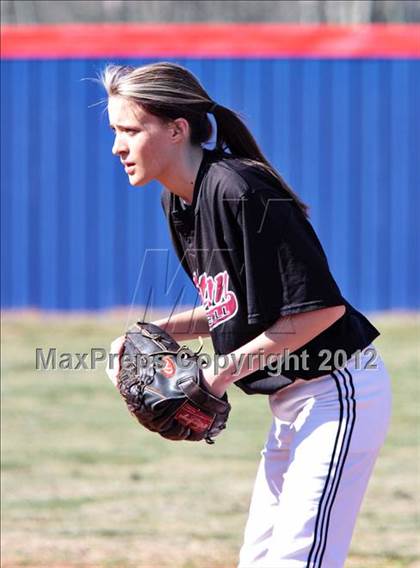 Thumbnail 2 in Fulton @ South-Doyle photogallery.