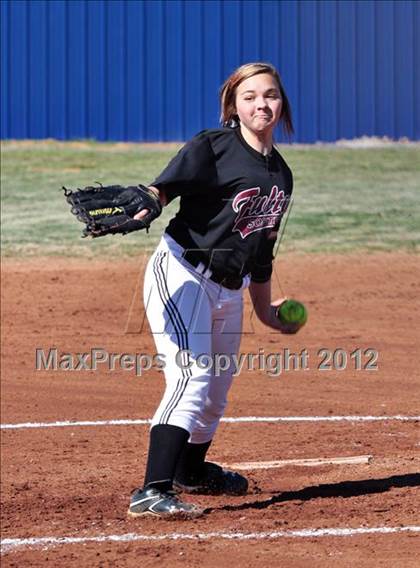 Thumbnail 2 in Fulton @ South-Doyle photogallery.